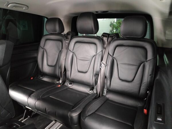 2022 Mercedes-Benz V-Class V220d - Image 15