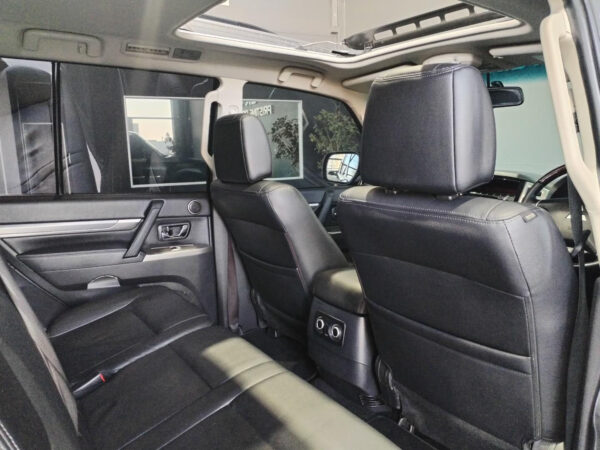 2019 Mitsubishi Pajero 5-Door 3.2DI-D GLS Exceed - Image 9