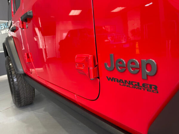 2020 Jeep Wrangler Unlimited 3.6 Rubicon - Image 2