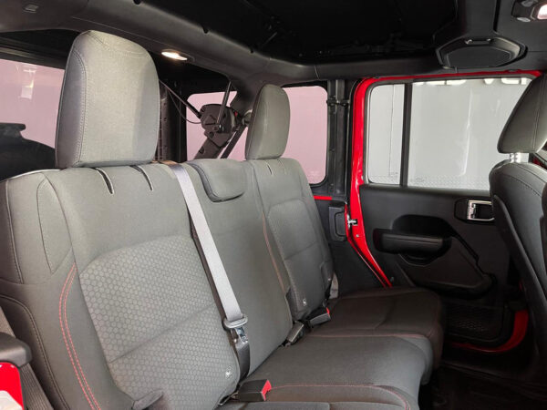 2020 Jeep Wrangler Unlimited 3.6 Rubicon - Image 16