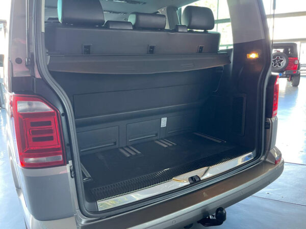2015 Volkswagen Caravelle 2.0BiTDI Highline - Image 4