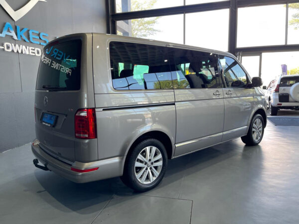 2015 Volkswagen Caravelle 2.0BiTDI Highline - Image 10