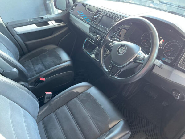 2015 Volkswagen Caravelle 2.0BiTDI Highline - Image 13