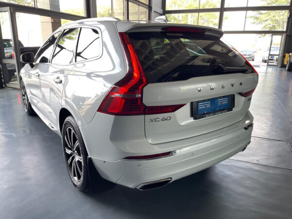 2021 Volvo XC60 D5 AWD Inscription - Image 15
