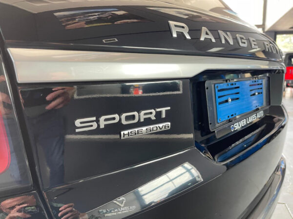 2018 Land Rover Range Rover Sport HSE SDV6 - Image 5