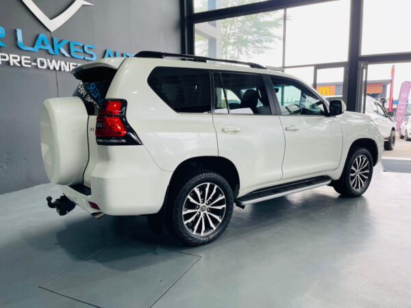 2021 Toyota Land Cruiser Prado 2.8GD VX - Image 5