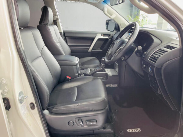 2021 Toyota Land Cruiser Prado 2.8GD VX - Image 21