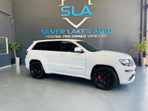 2013 Jeep Grand Cherokee SRT - Image 23