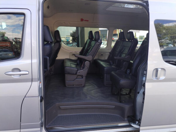2020 Toyota Quantum 2.8 SLWB Bus 14-Seater GL - Image 24