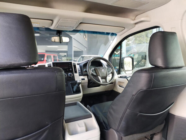 2020 Toyota Quantum 2.8 SLWB Bus 14-Seater GL - Image 9