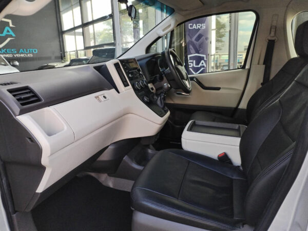 2020 Toyota Quantum 2.8 SLWB Bus 14-Seater GL - Image 5