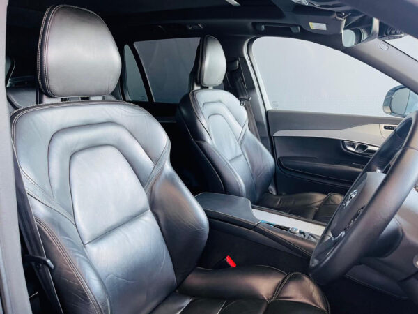 2015 Volvo XC90 T6 AWD Inscription - Image 12