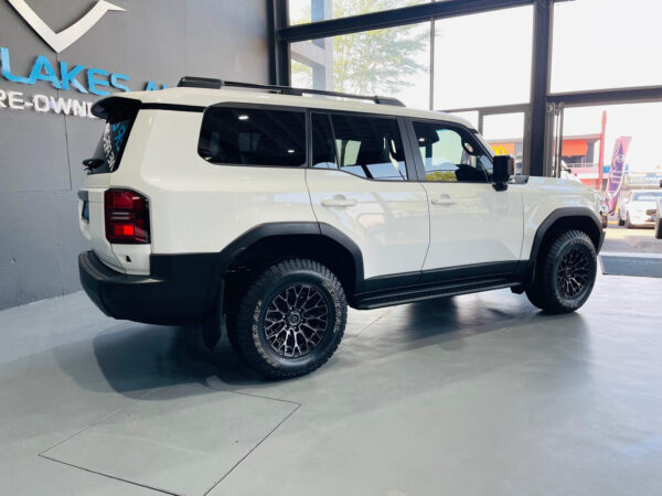 2025 Toyota Land Cruiser Prado 2.8GD TX - Image 2