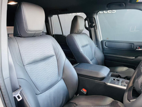 2025 Toyota Land Cruiser Prado 2.8GD TX - Image 14