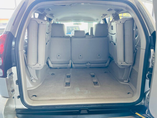 2006 Toyota Land Cruiser Prado 4.0 VX - Image 6