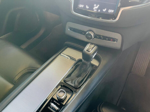 2020 Volvo XC90 D5 AWD Inscription - Image 14