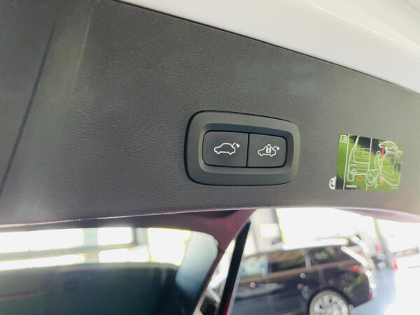 2021 Volvo XC40 T3 Inscription - Image 14