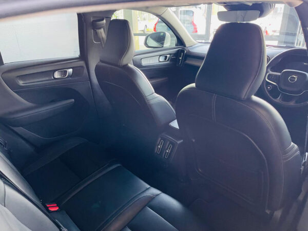 2021 Volvo XC40 T3 Inscription - Image 16